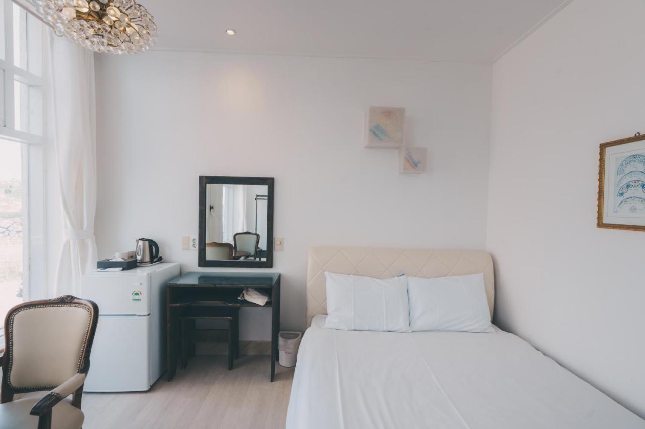 Hotel White House Jeju Luaran gambar